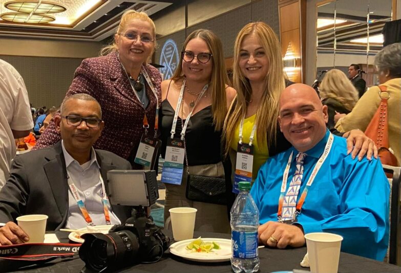 14E2EA54-96EF-435E-A18A-C2AF24827BFD