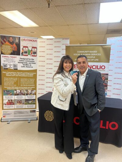 Jose Hernandez pic with Julie