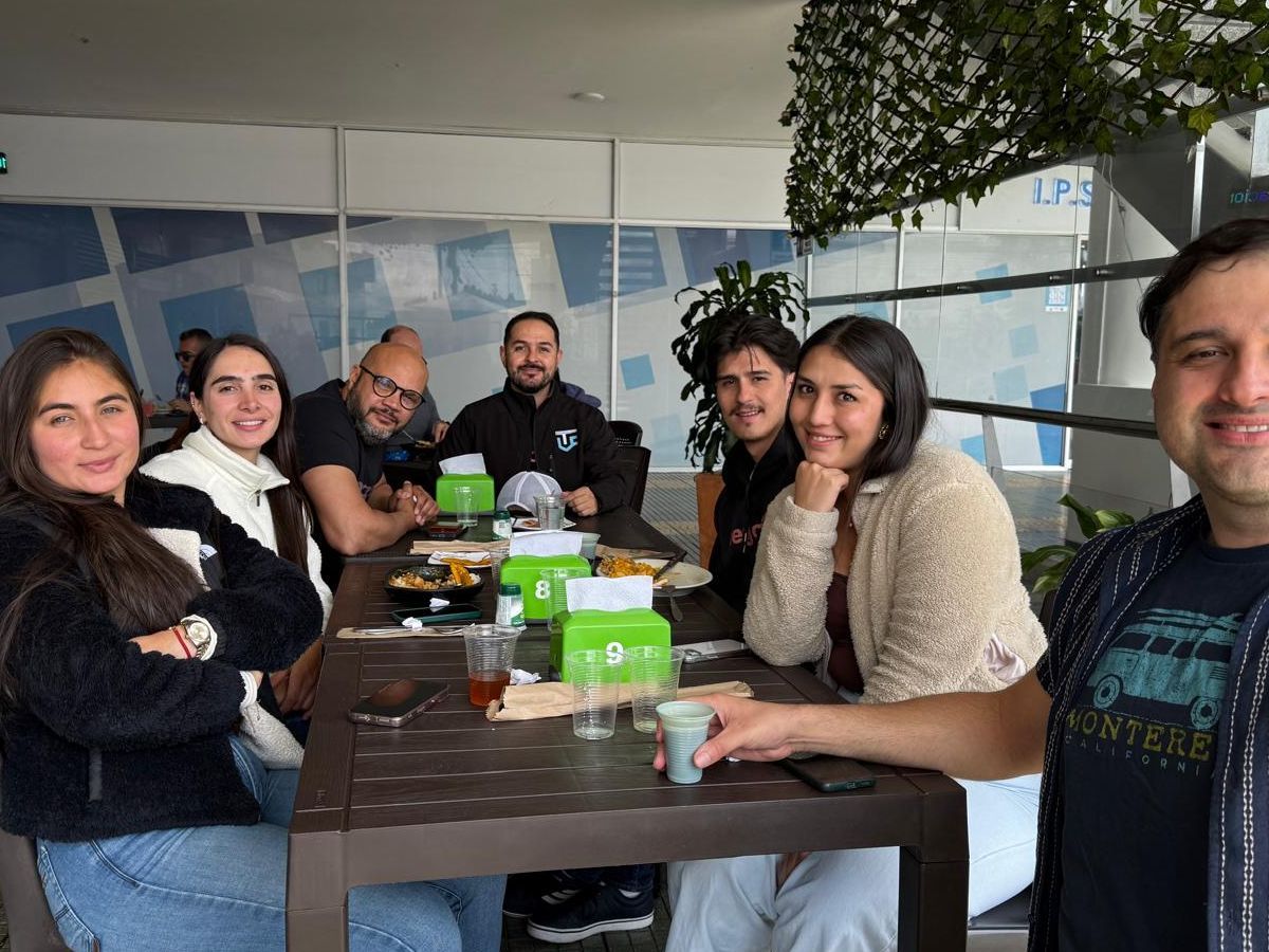 63981187-234d-4e7d-a7ca-274e3a984a7f