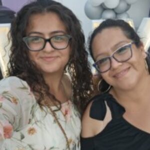 Profile photo of Mariana Alarcon